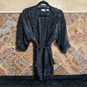 Vintage Victoria’s Secret Gold Elegant Beaded Black Brocade Lace Kimono Robe